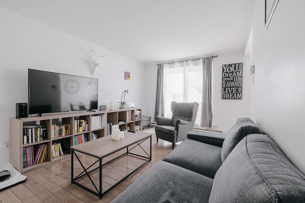 4 1/2 disponible dès JUILLET - Lévis - Stationnement inclus
