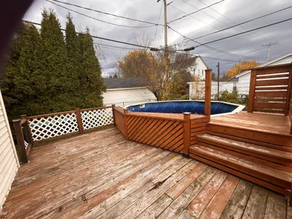 8 rooms house of 363 m² in Saguenay