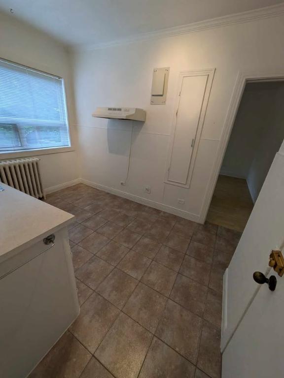BEAU 3 1/2 AU COEUR DE BEDFORD