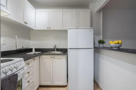 1 room apartment of 57 m² in Montreal