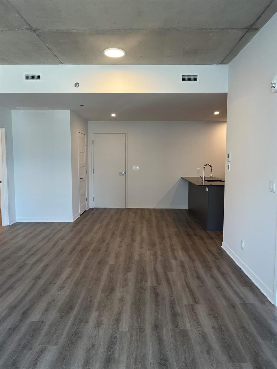 2 CH - 1 SDB - Terrebonne - $2,020 /mo