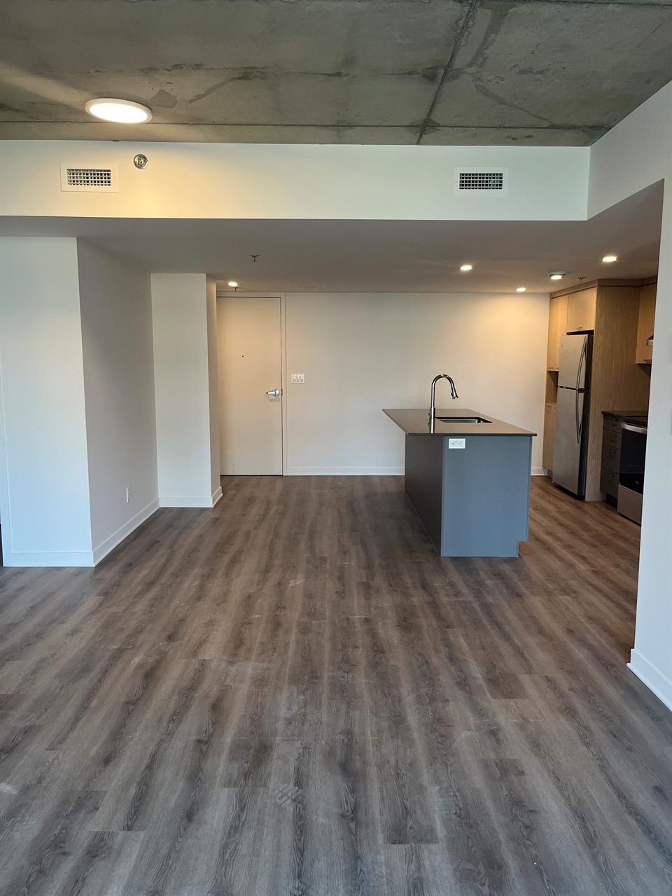 2 CH - 1 SDB - Terrebonne - $2,000 /mo