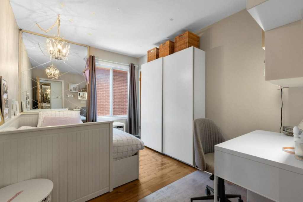 Appartement à Louer 6 1/2 Métro Honoré-B