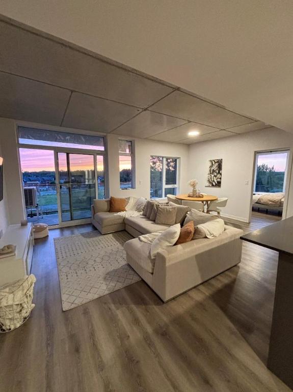 2 CH - 1 SDB - Terrebonne - $2,050 /mo