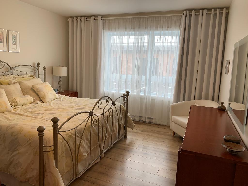 À louer – Grand 3 ½ très lumineux – 450 775.1379