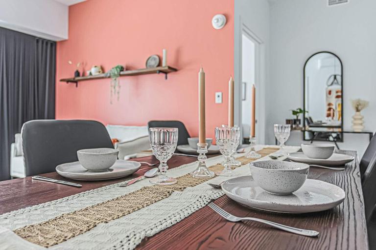 WOW| APPARTEMENT 4½ À LOUER POUR JUILLET - 1002 PI² - RABAIS