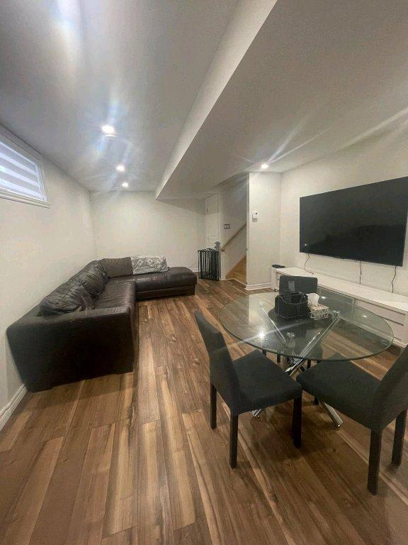 3 1/2 rénové in vimont Laval