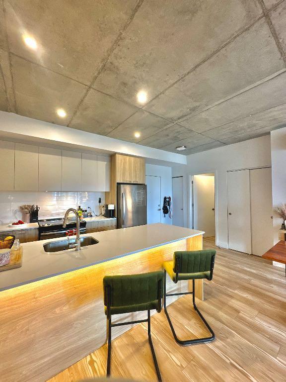 4 1/2 Condo Locatif à Louer