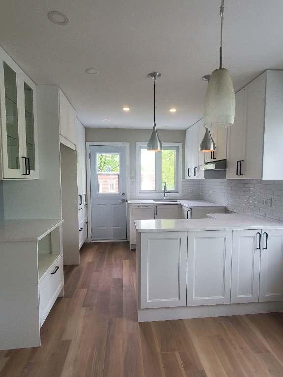 Ahuntsic, Beau 5 1/2 à louer, secteur idéal!