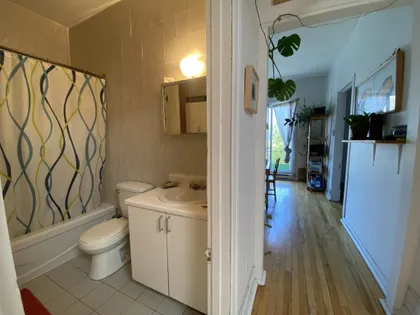 5 rooms apartment of 29 m² in Montreal