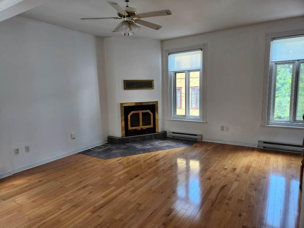 Logement 5 1/2+ à louer