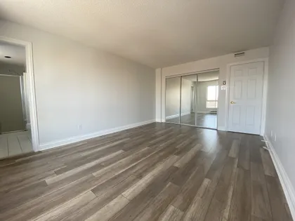 7 rooms apartment of 105 m² in Montreal