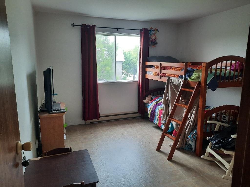 appartement 5 1\2 a louer