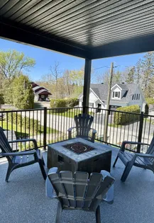 8 rooms house of 250 m² in Sherbrooke
