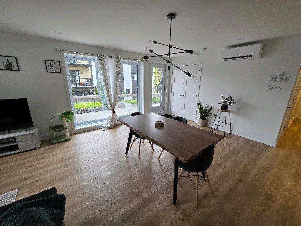 Appartement 4 1/2+