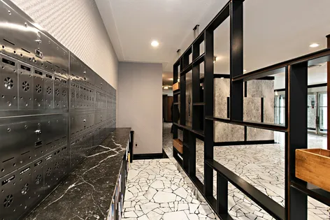 1 room apartment of 101 m² in Westmount