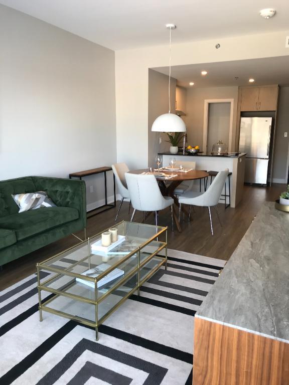 Luxueux condo à louer