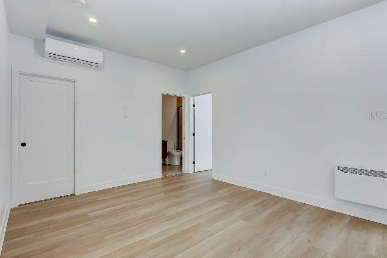 1 CH - 1 SDB - Longueuil - $1,950 /mo