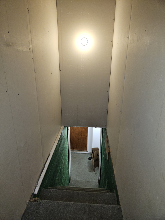 Appartement Vide Et Beau à Voir.