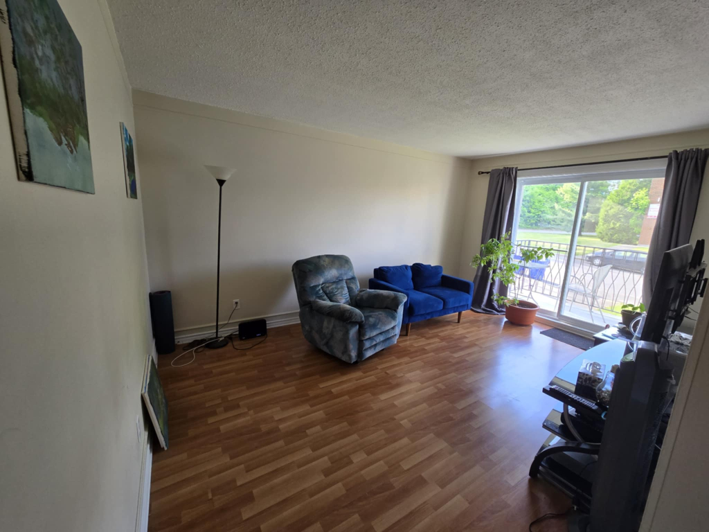 Grand 5 1/2 Recherche Colocataire