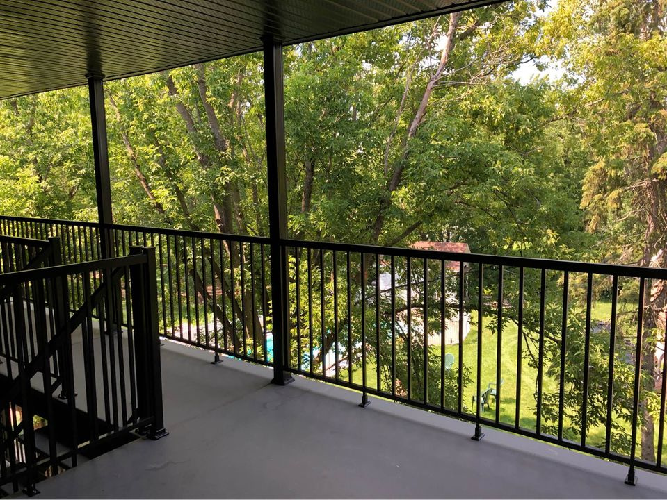 4 ½, Neufs, Garage Souterrain, A/C