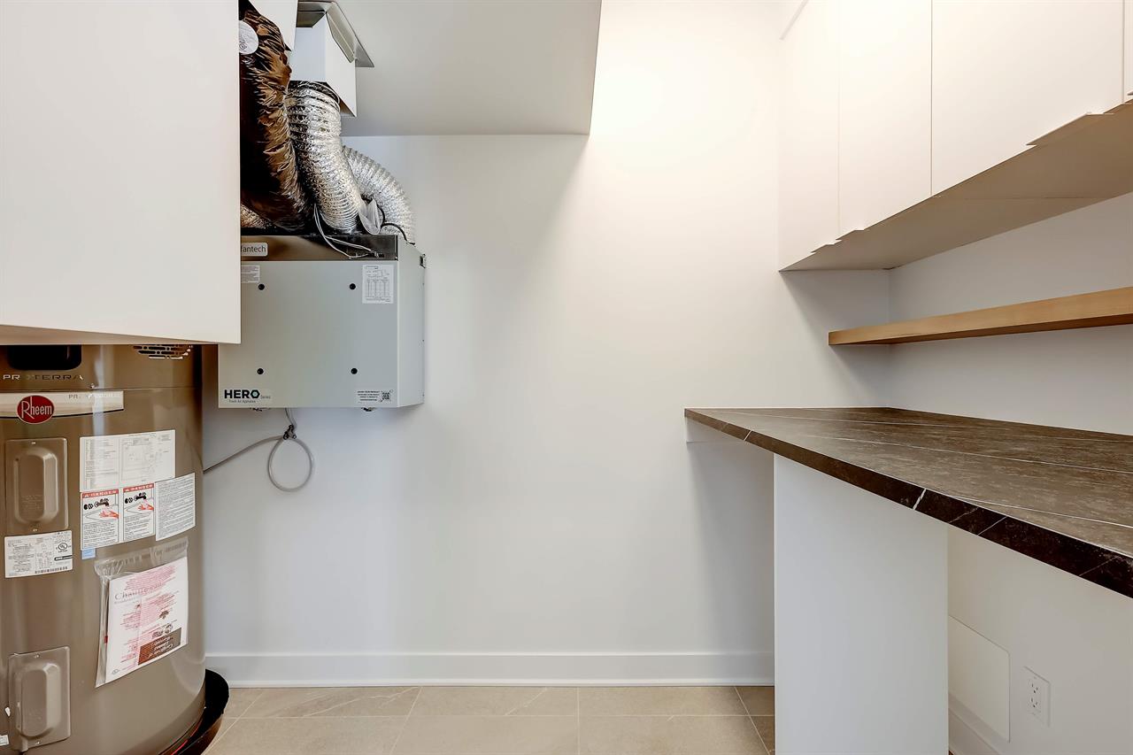 1 CH - 1 SDB - Longueuil - $1,950 /mo