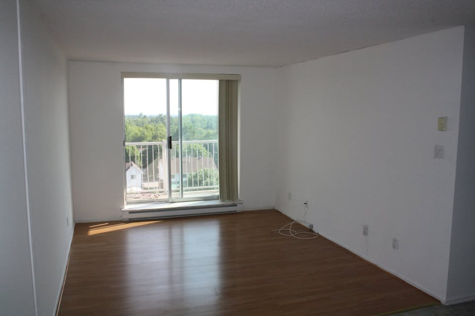 4 1/2 A Louer-For Rent 1575$ 1er Juillet