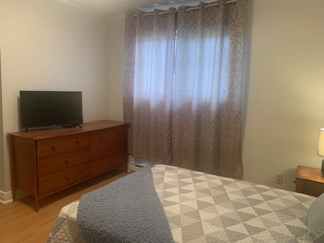 Chambre Meublée, Tout Est Inclus !