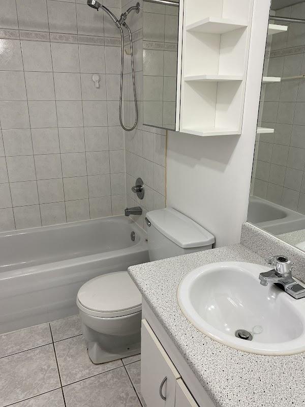 Immeuble - 1765 Rue Des Boisés Joli 4 Et Demi