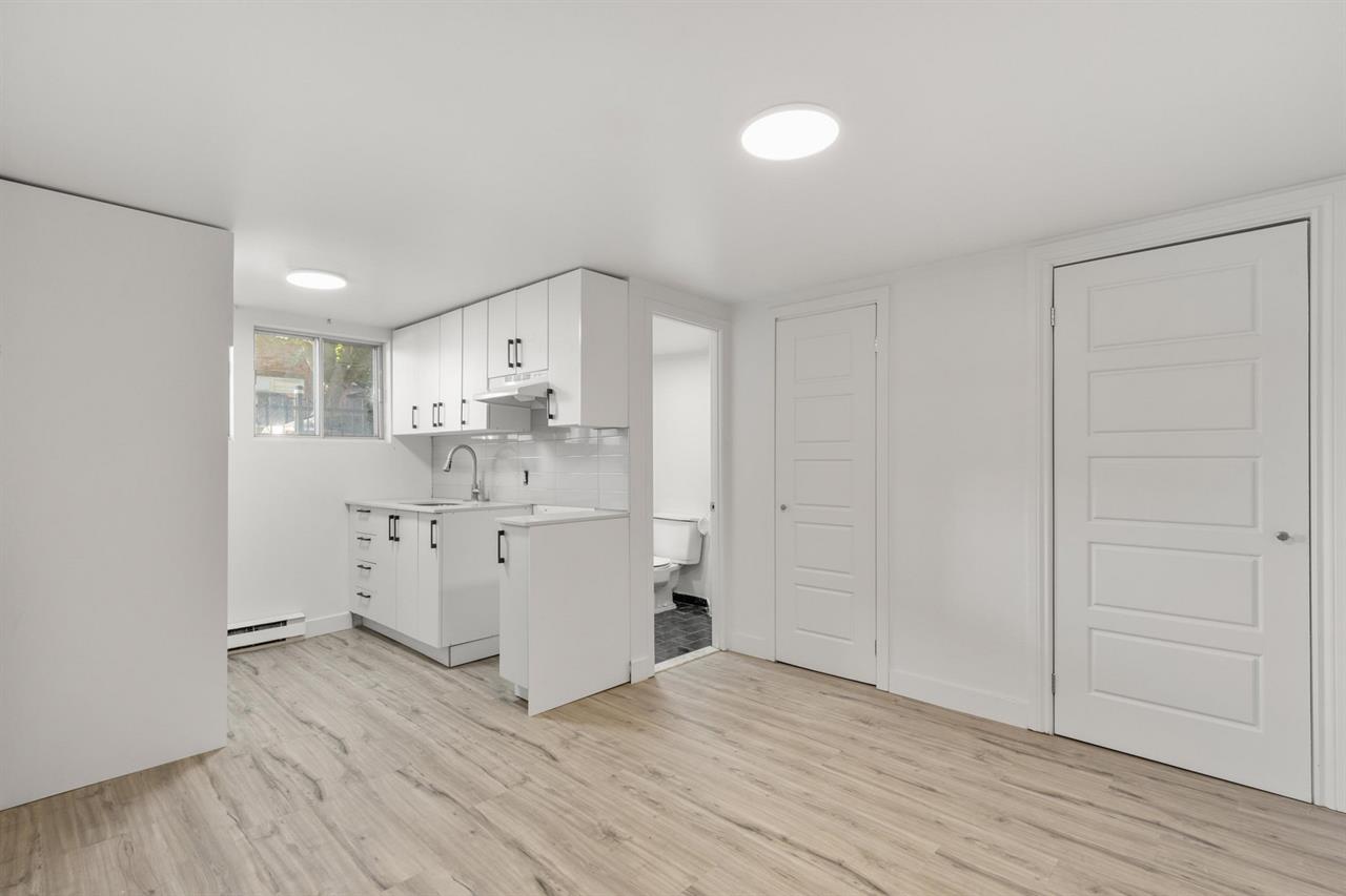 2 Bed, 1 Bath - 4761 Rue Hochelaga, Montréal