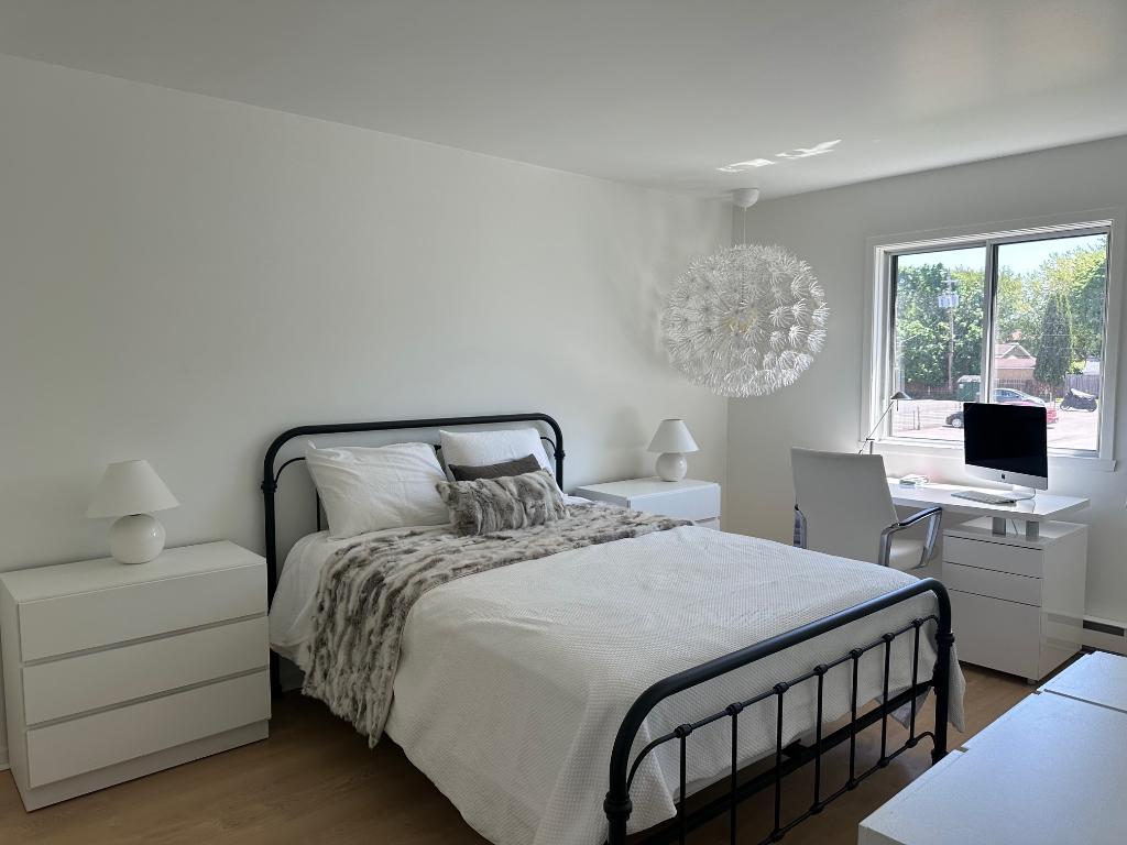 Au centre de Repentigny 2 unités appartements 41/2 à Louer au 1 étage ou 3e etage bail débutant entre juin et septembre