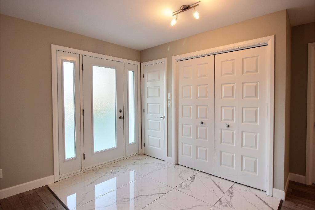 Grand 4 ½ à louer – Haut de duplex à Lévis – Disponible le 1er juillet