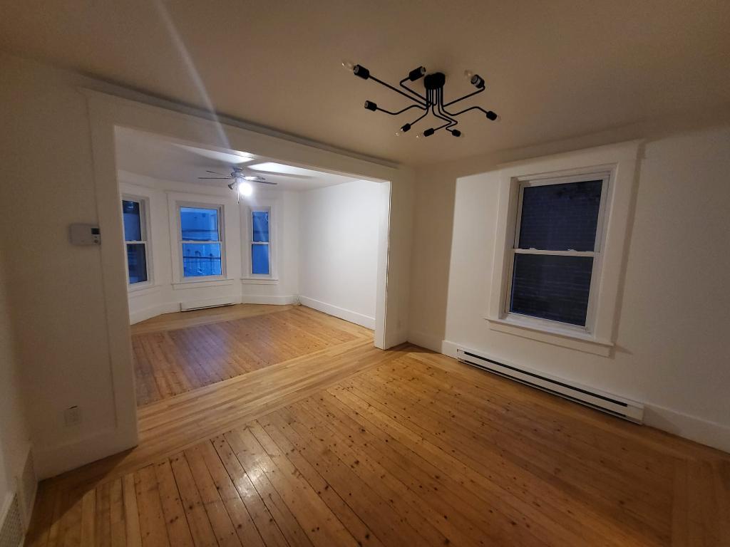 Grand 4½ à louer – situé en plein coeur de Saint Jean Sur Richelieu