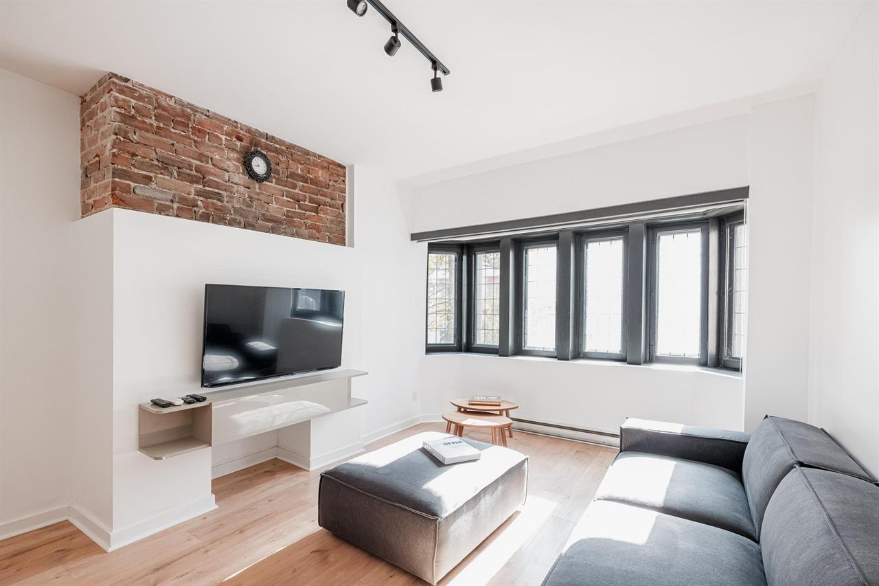 305 - 1463 Bishop, Montréal