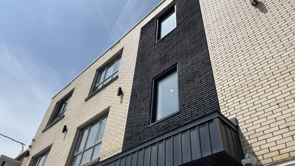 JOLI 3 ½ | FLEURIMONT | JUILLET | PROMO