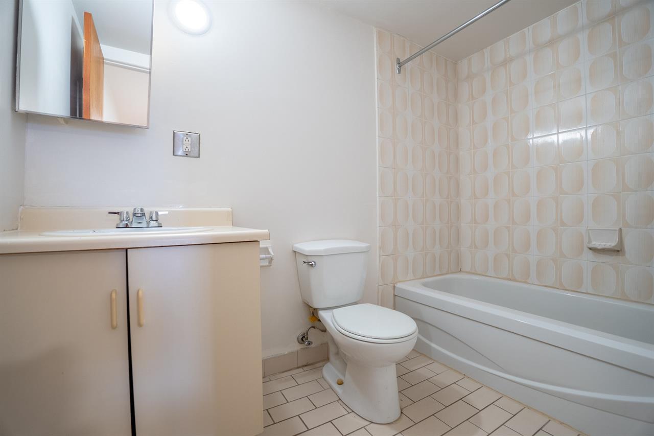 1 Bed, 1 Bath - 5576 Rue Saint-Denis, Montréal