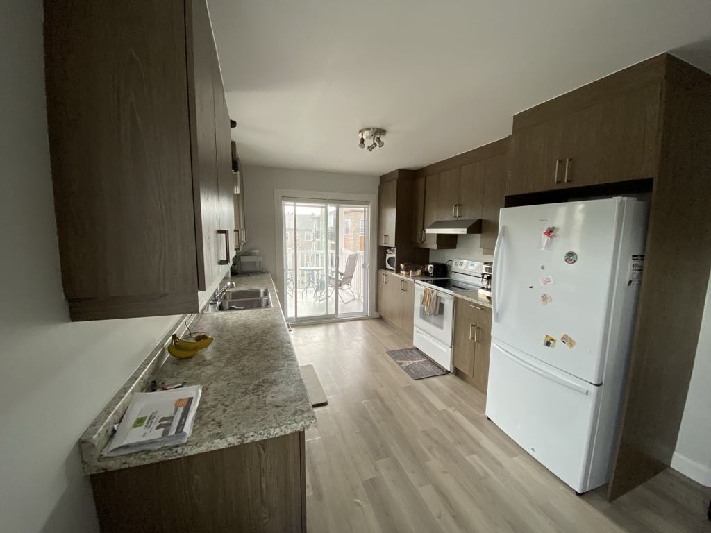 Beau 5 Et Demi Dans Un Triplex
