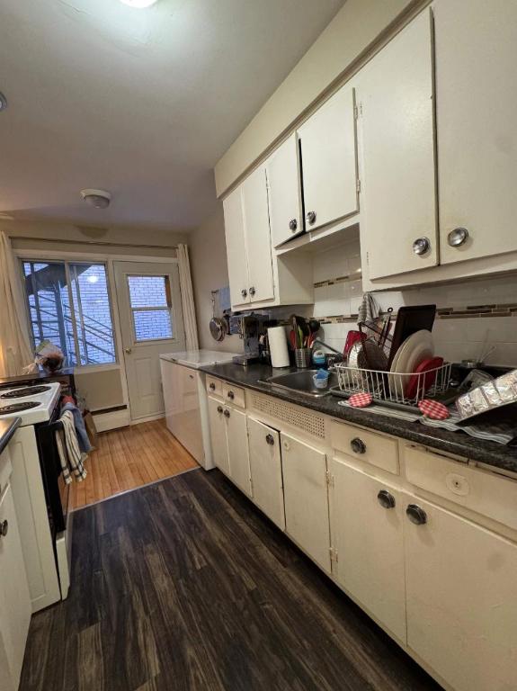 1 CH - 1 SDB - Montréal - $1,295 /mo