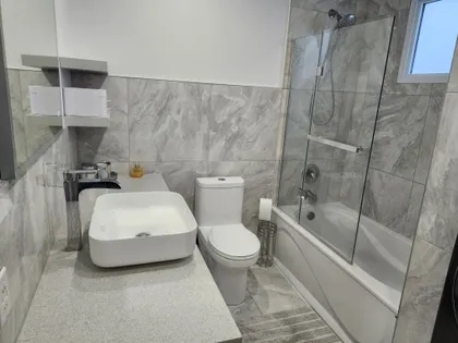 5 rooms apartment of 120 m² in Montreal