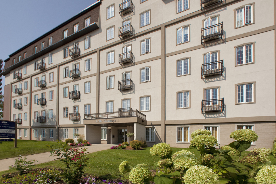 2 Bedroom | 1 Bathroom - 205 Rue Laurier, Gatineau