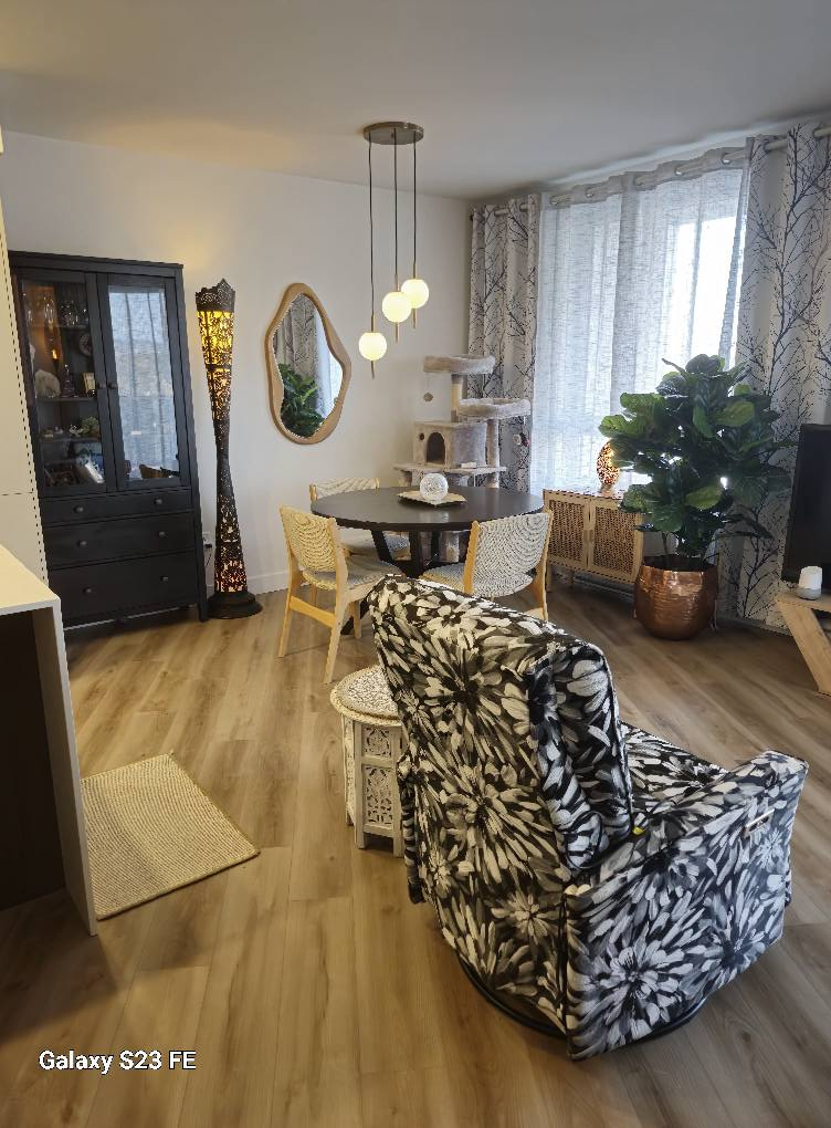 Condo Locatif De Luxe Et Je Donne Mes él