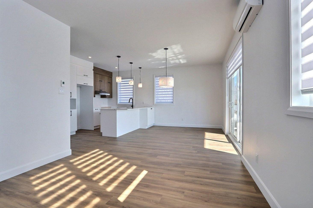 Condo 3 1/2 50 Ans Et +