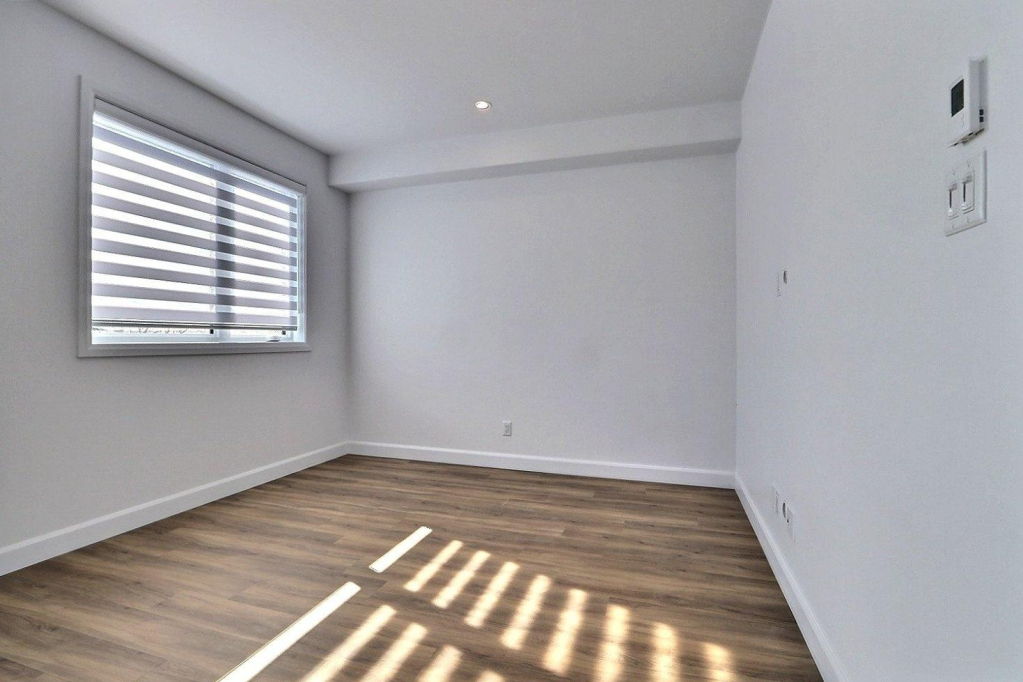 Condo 3 1/2 50 Ans Et +