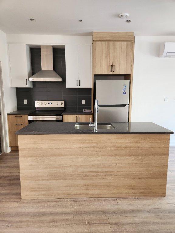 Appartement 5 1/2 Nouvelle Construction / Apartment 5 1/2 New Construction