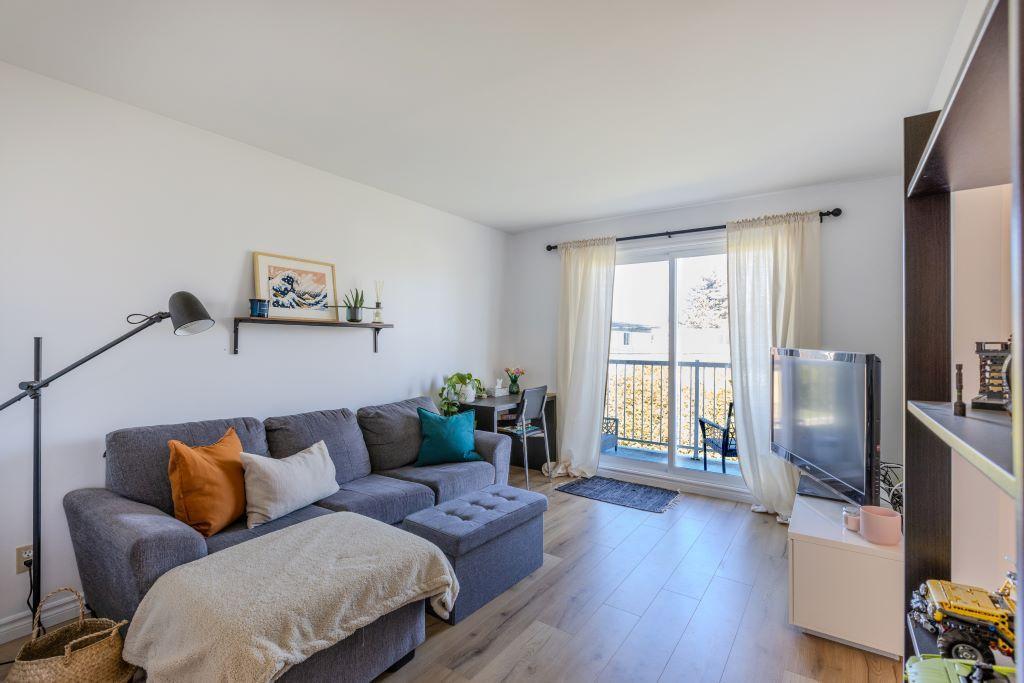 Cession de bail – 3 ½ au 5384 rue du Menuet | Disponible immédiatement |Premier mois gratuit, et à partir de juillet, le loyer sera de 1045 $ par mois