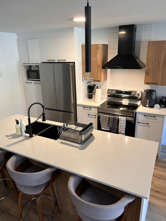 GRAND 3 ½ RÉCENT | FLEURIMONT | JUILLET