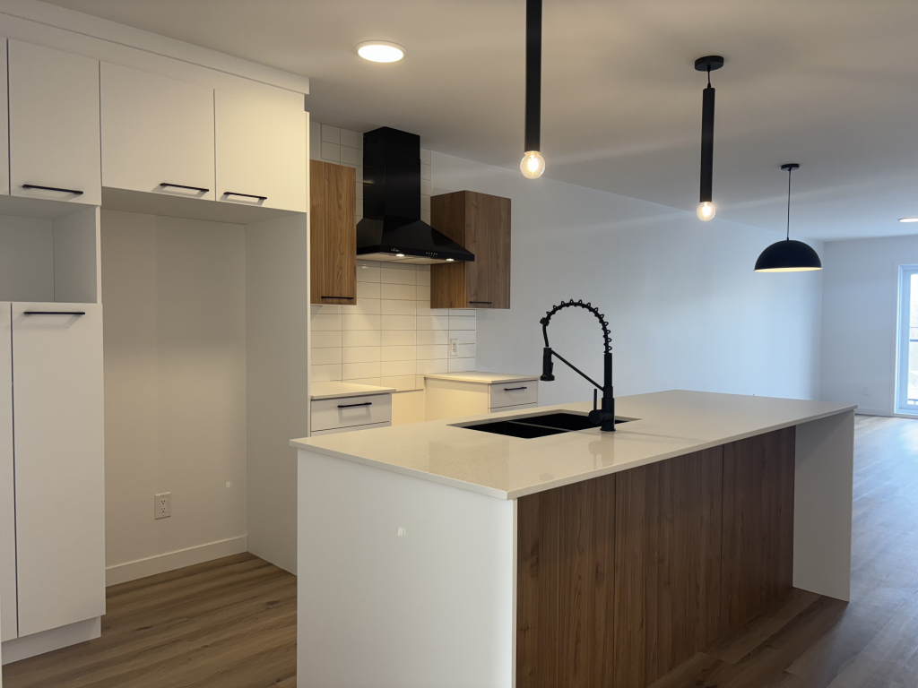 4 ½ HAUT DE GAMME | FLEURIMONT | JUILLET