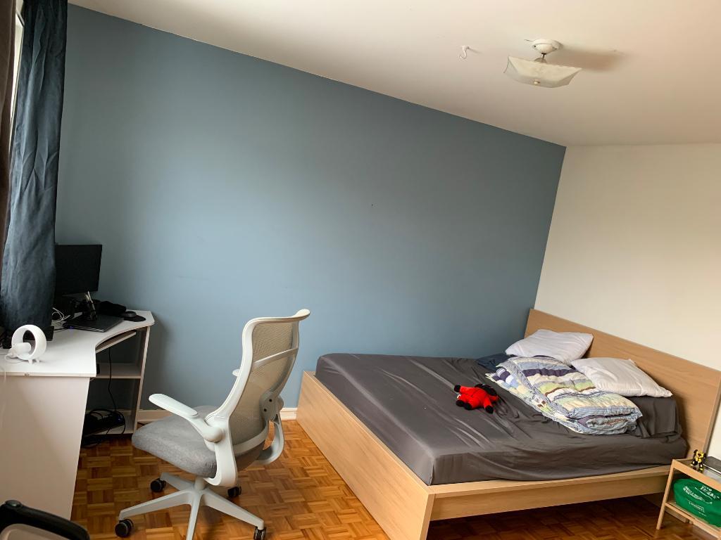 Grand 4 et demie haut Duplex à louer à Laval