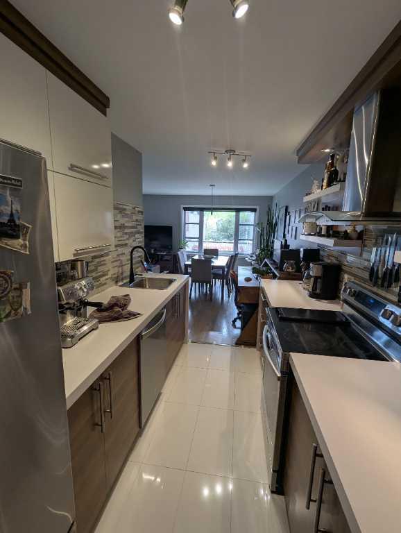 Condo 2 chambres