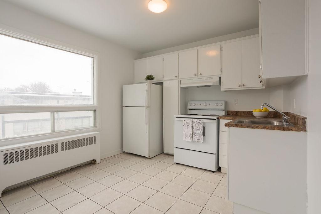 2 1/2 - 4290 Métropolitain, Montréal